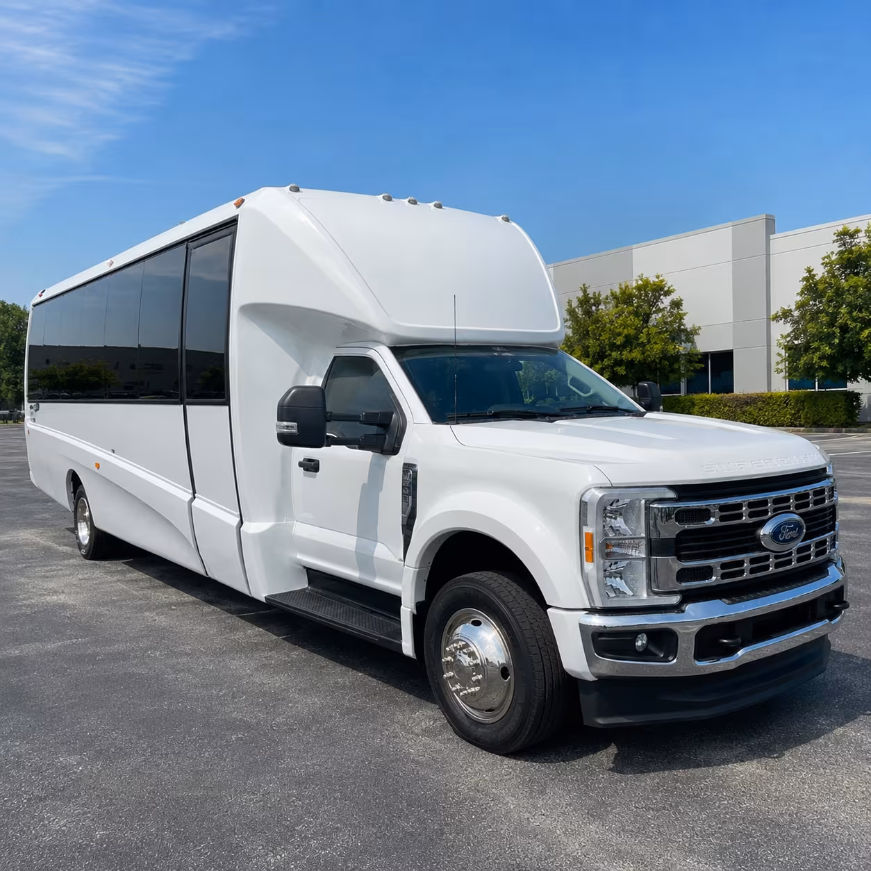 school and university group bus rentals for field trips and campus visits