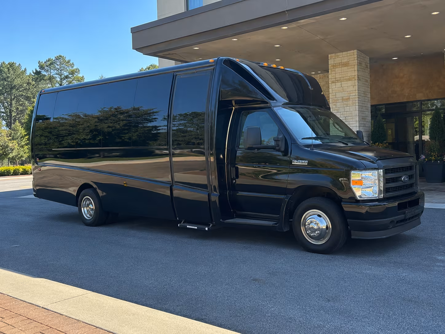 shuttle buses to sap center and bay area arena shows
